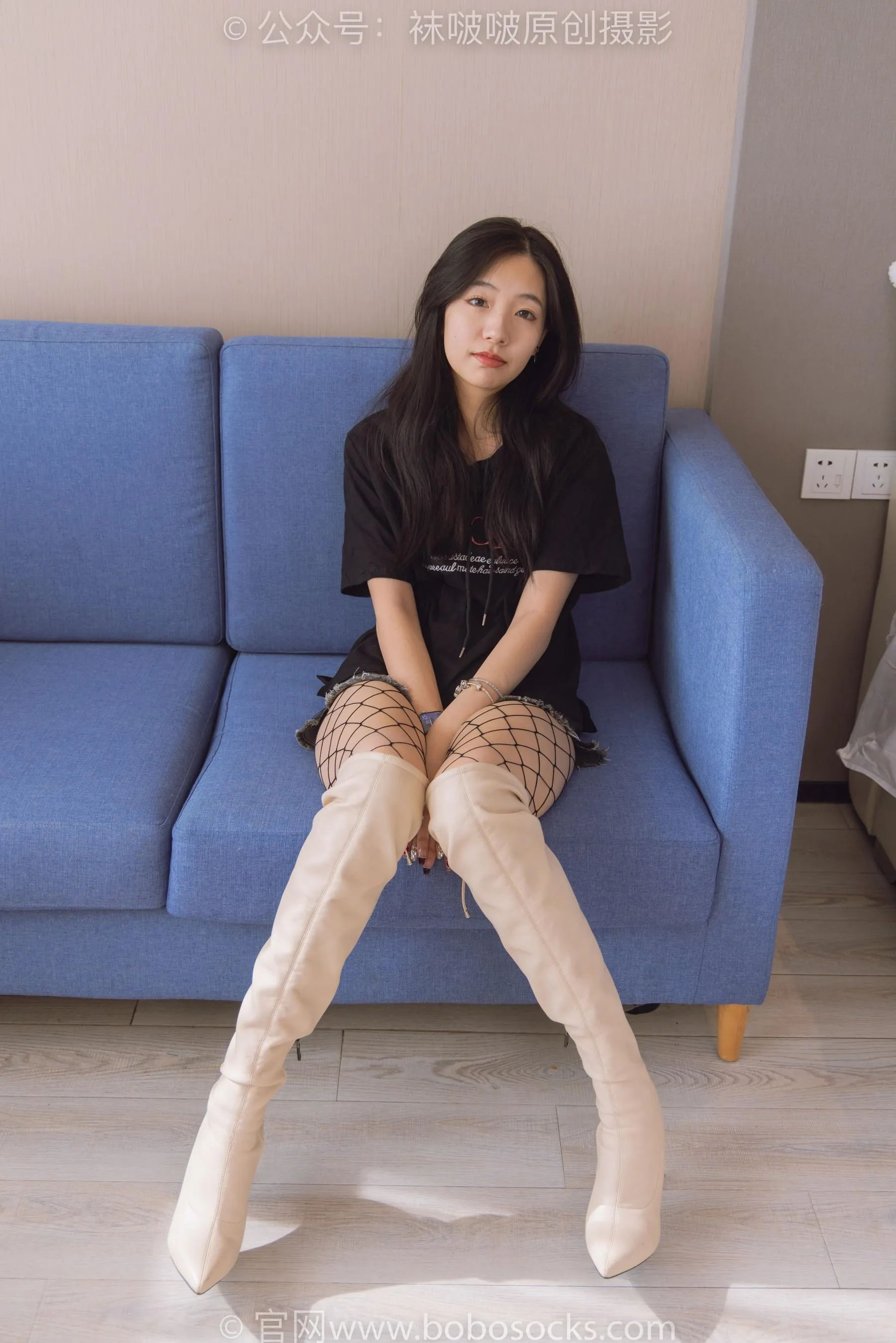 [BoBoSocks袜啵啵]NO.203 三双靴子、黑丝、网袜[23] [54P]插图2